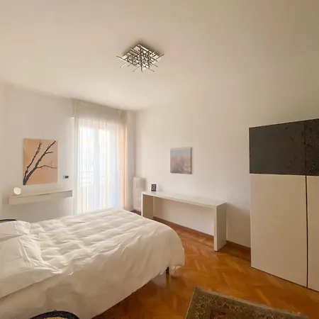 La Casa Di Jab * ミラノ